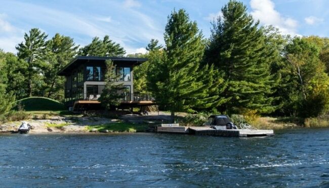 cottage and cabin trends 2021 RE/MAX Recreational Property Report